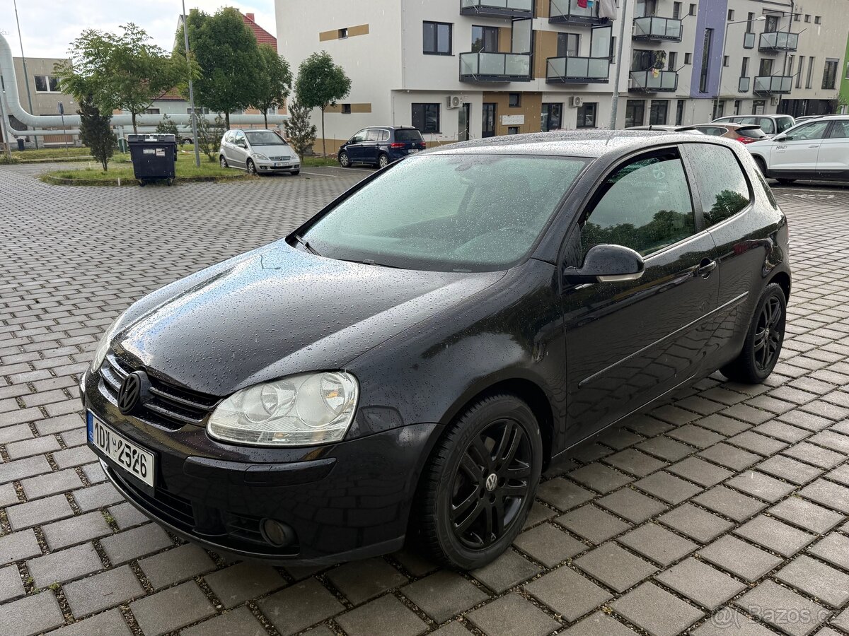Volkswagen Golf 2.0 TDI (103kW) 2006 manuál GOAL STK