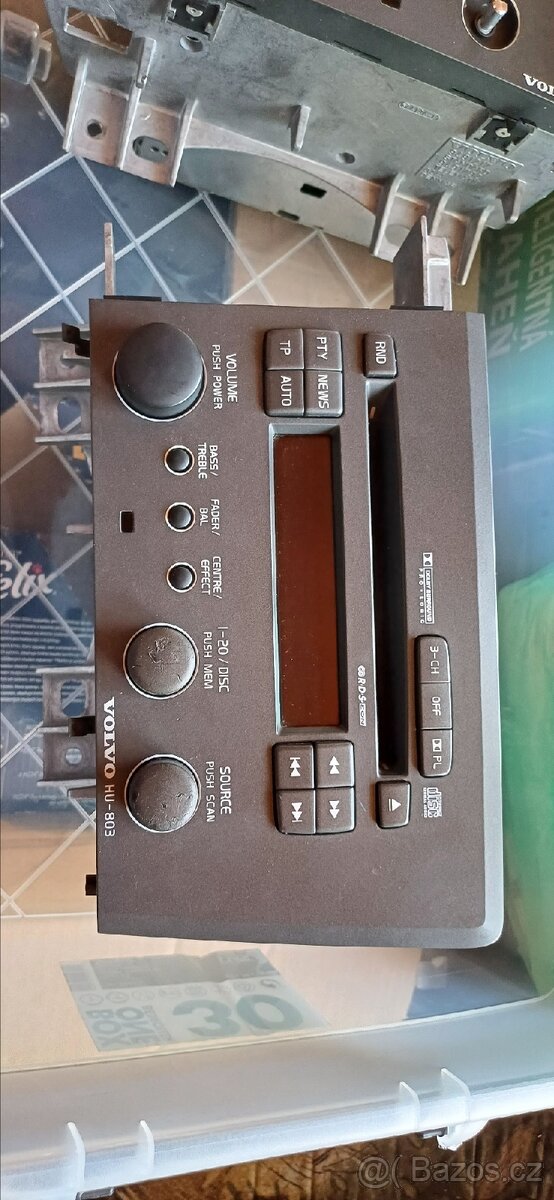 Rádio Volvo HU803