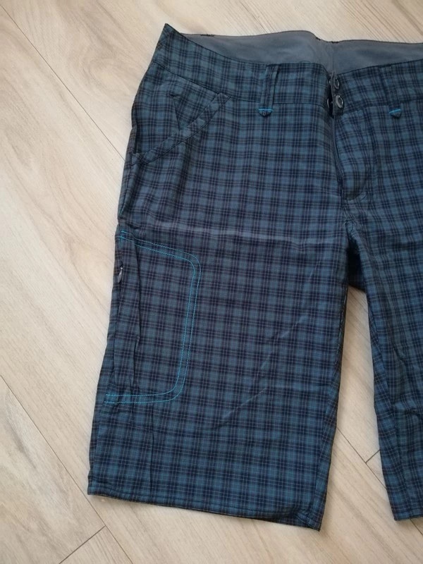 Funkční sportovní kraťasy vel. 40