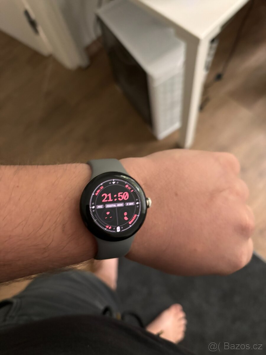 Google Pixel Watch (LTE) – 1. generace chytrých hodinek