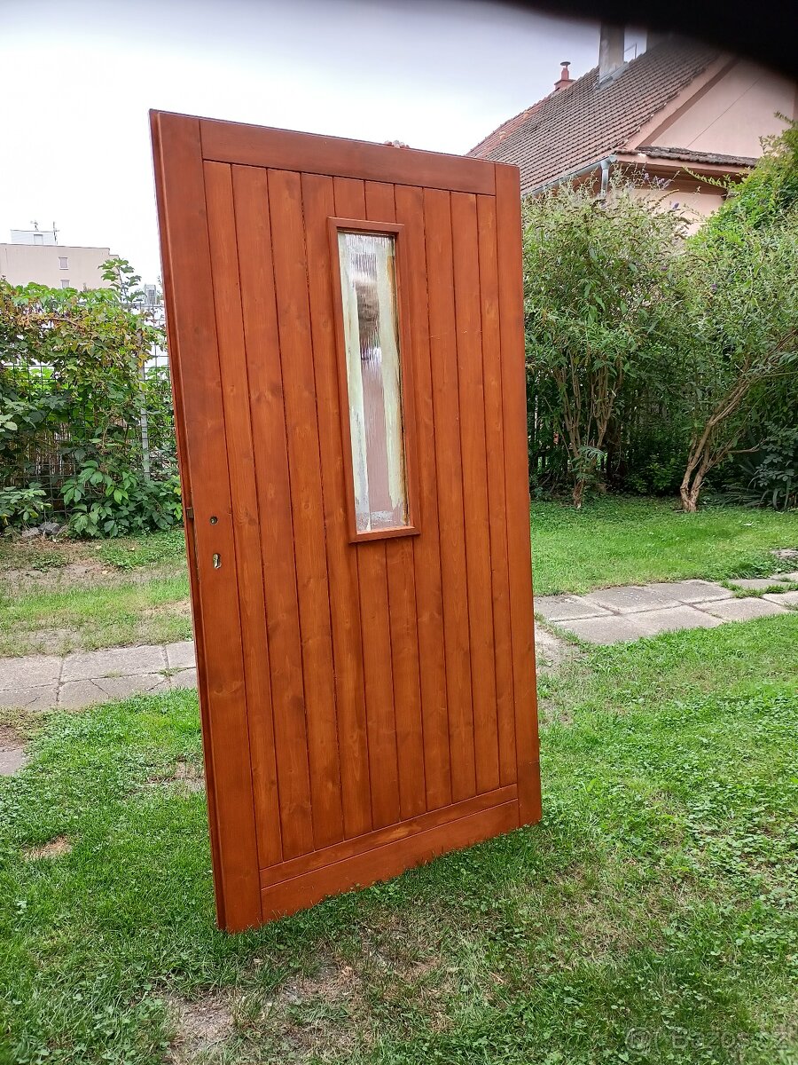 Dřevěné dveře levé, 100 cm