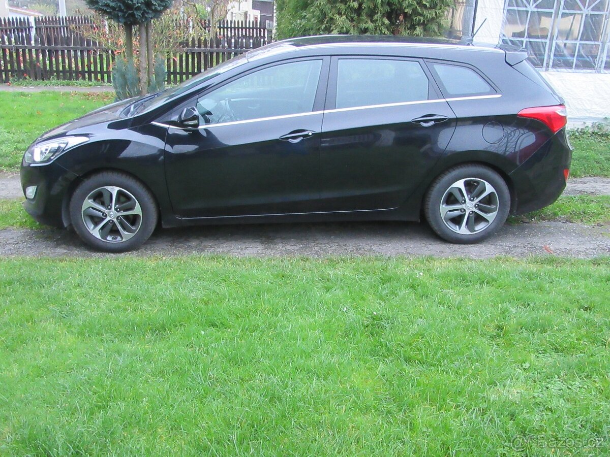 HYUNDAI I30 1.6 DOHC 88kw.r.v.2015 nové v čr.