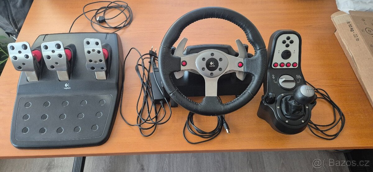 Logitech G25 - kompletní sada