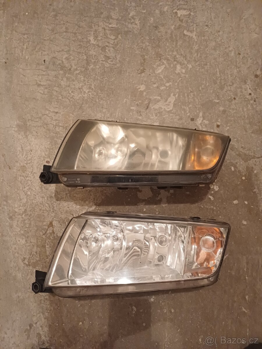 Přední levé světla Škoda Fabia
