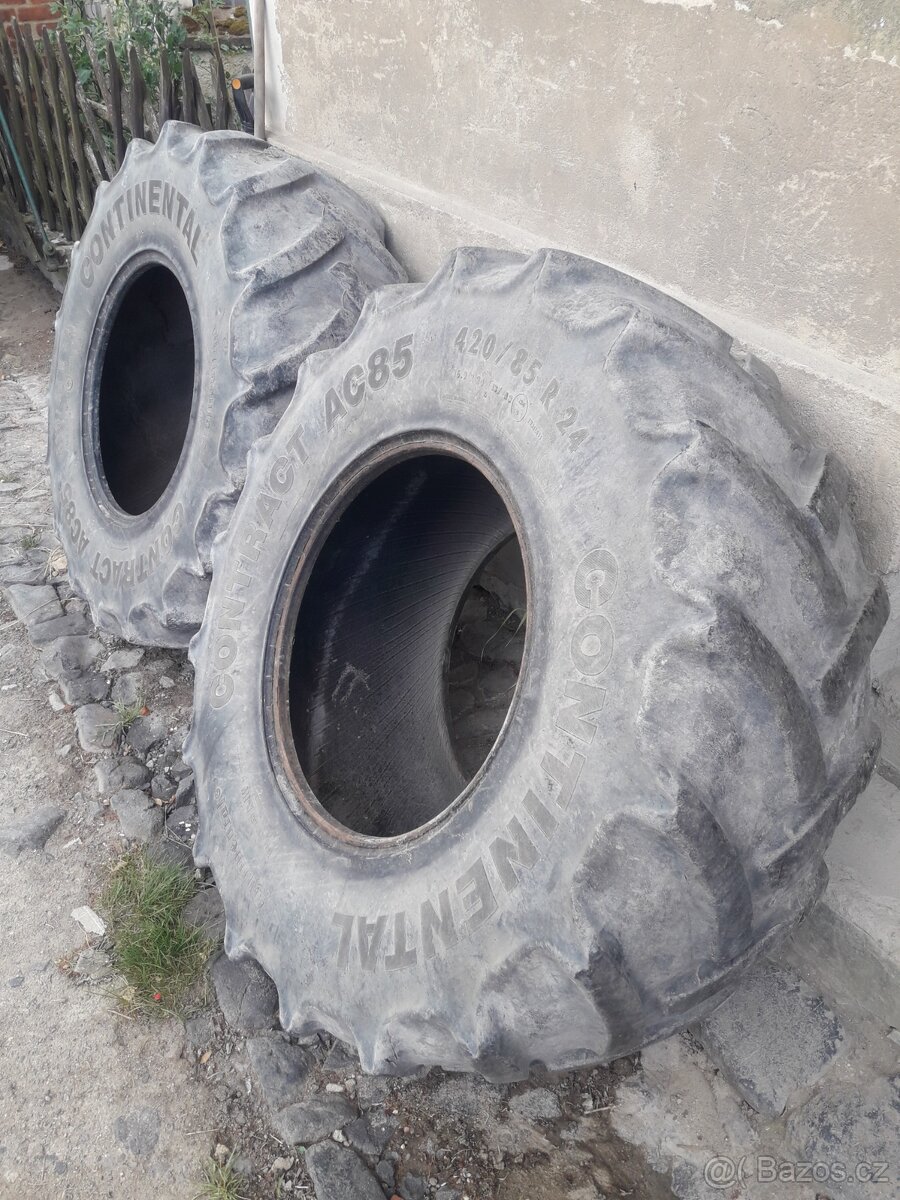 Traktorové pneumatiky