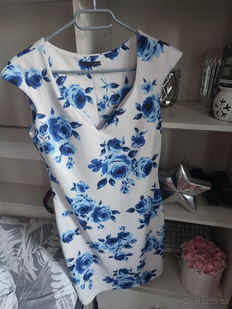 Elegantní modro bílé šaty vel.38