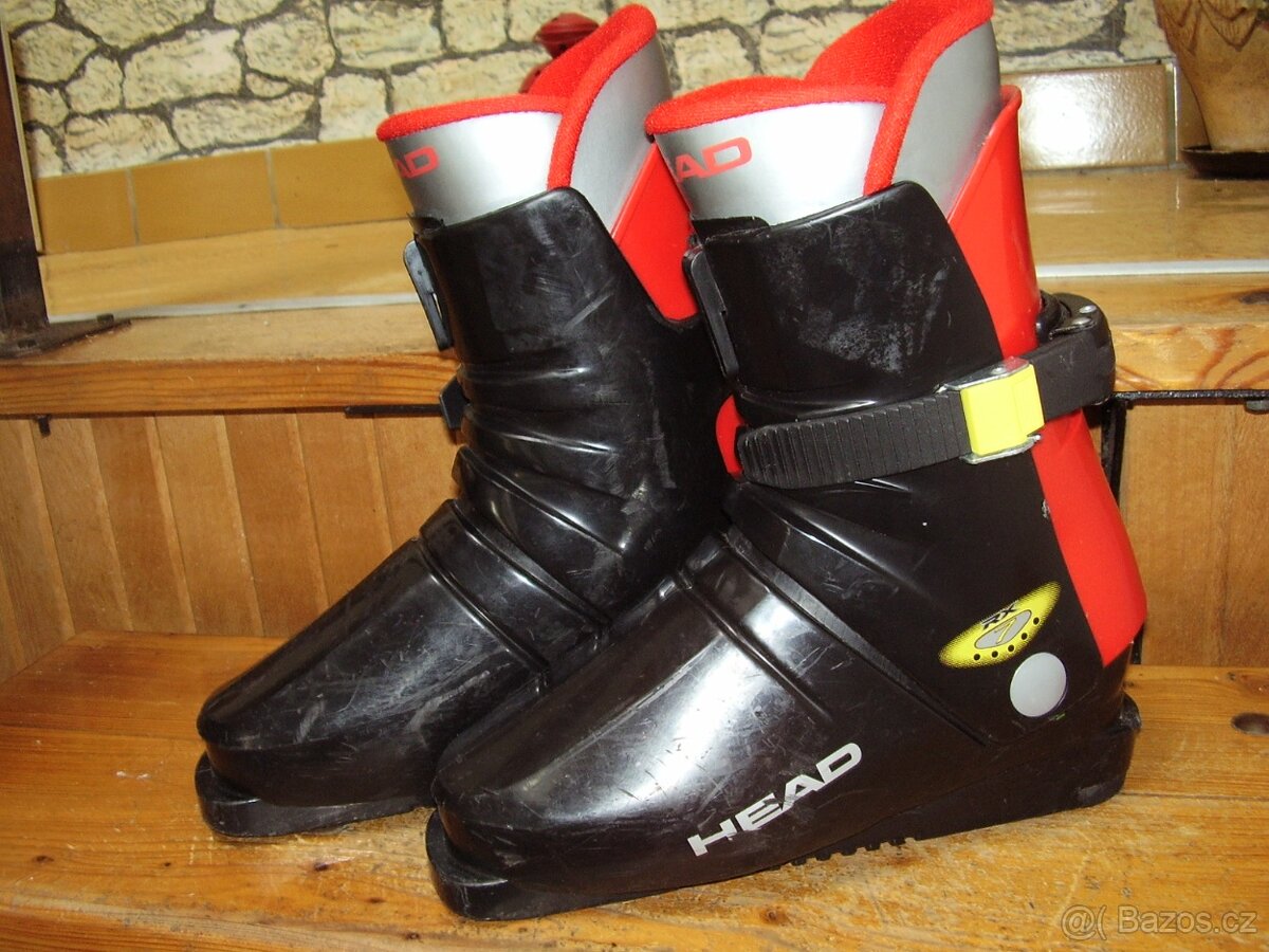 Lyžařské boty č. 39 zn. Head