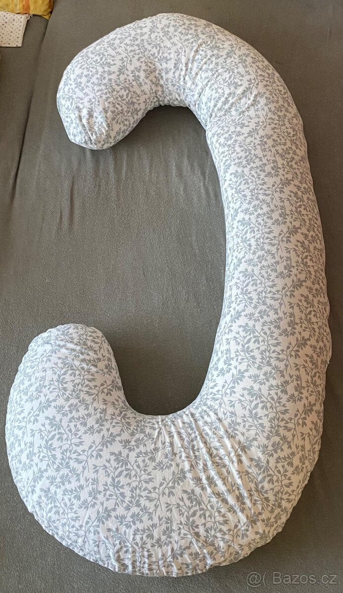 Těhotenský a kojící polštář