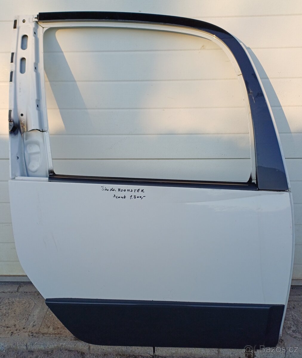 Dveře Škoda Roomster Scout pravé zadní 5J7833352