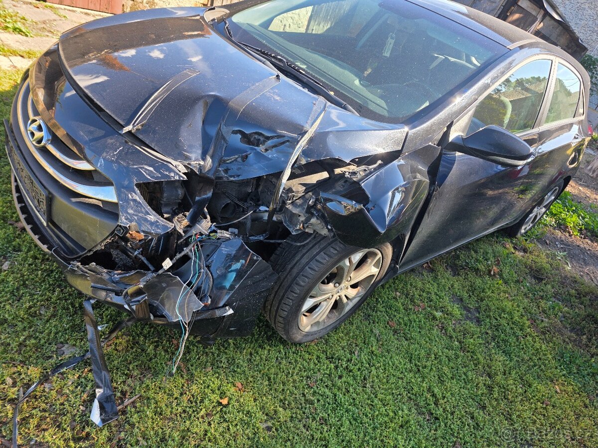 Hyundai i30 1,6crdi D4FB 2014 Euro5