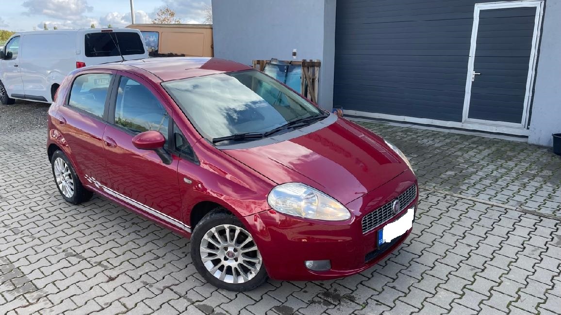 Fiat Punto, 1,2 i //ČR//2MAJITEL//AC// RV 5/2009
