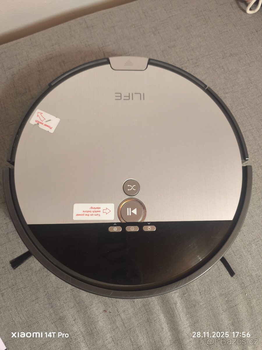 Roboticky vysavač s mopem