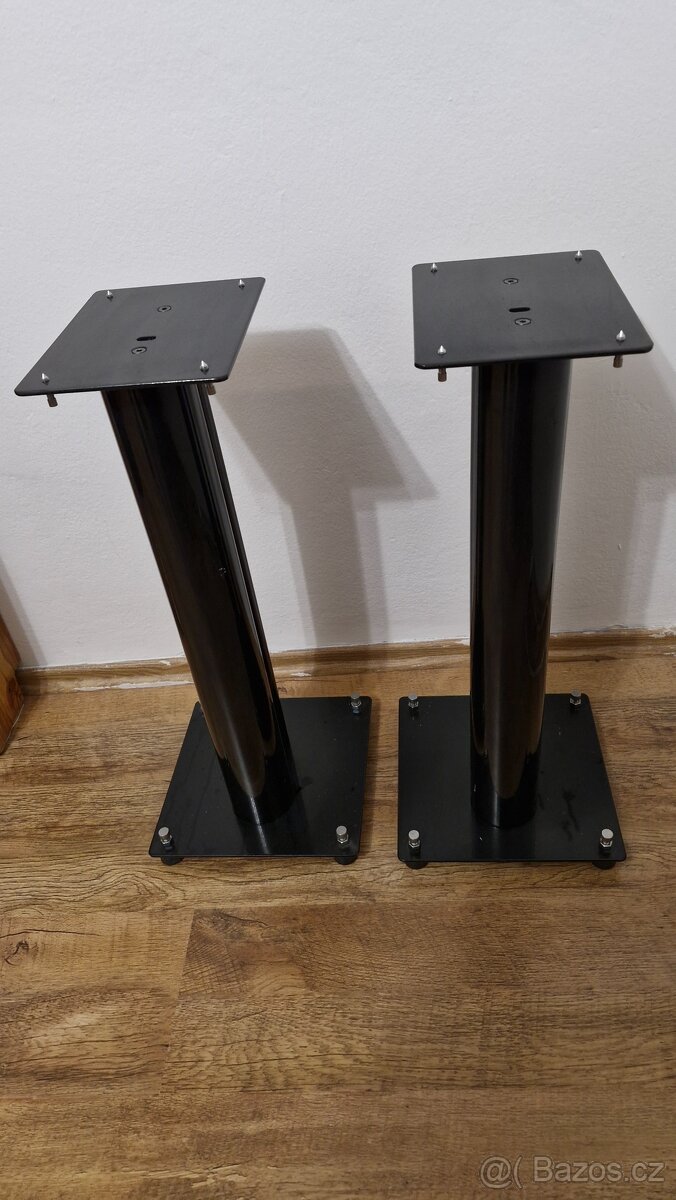 Stojany na reprobedny. NorStone Stylum 2