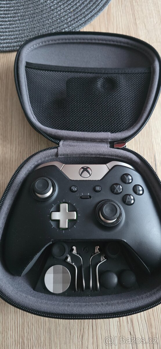 Xbox Elite controller