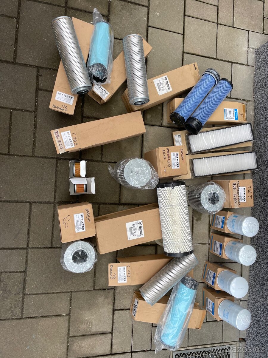 Různé filtry bagr Bobcat Doosan