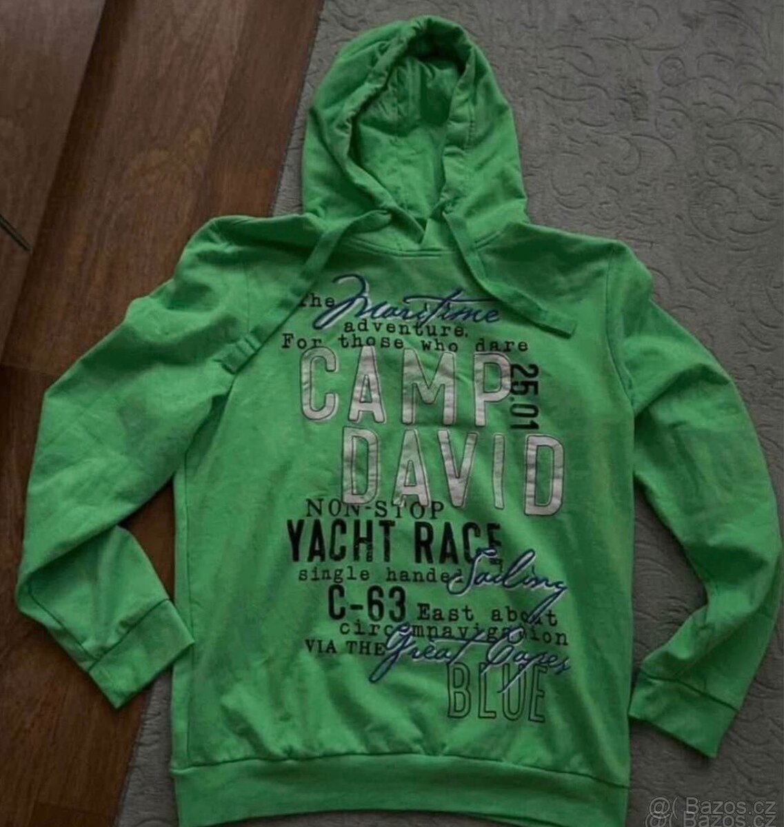 Mikina Camp David