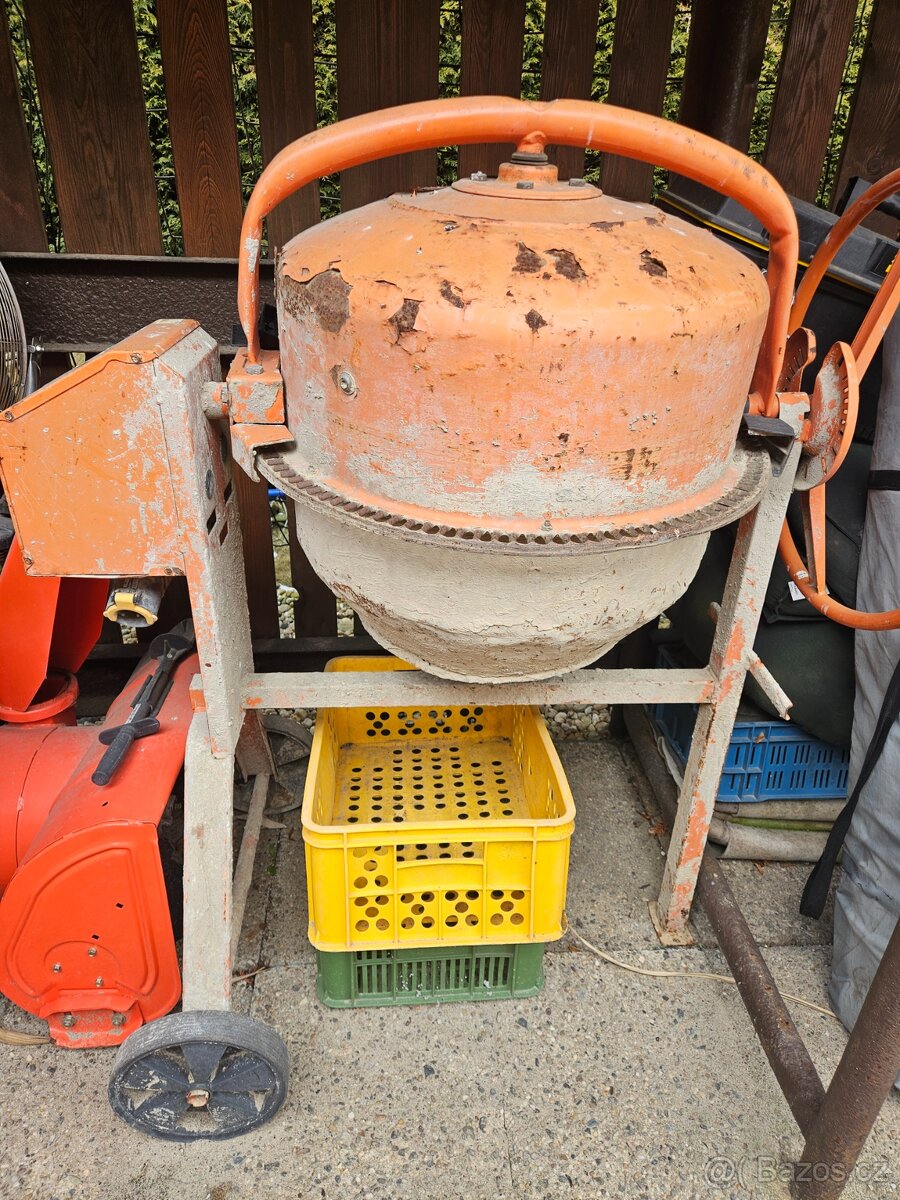 Prodám stavební míchačku