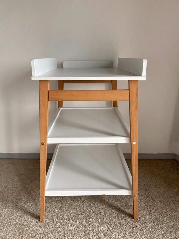 Přebalovací pult- Quax