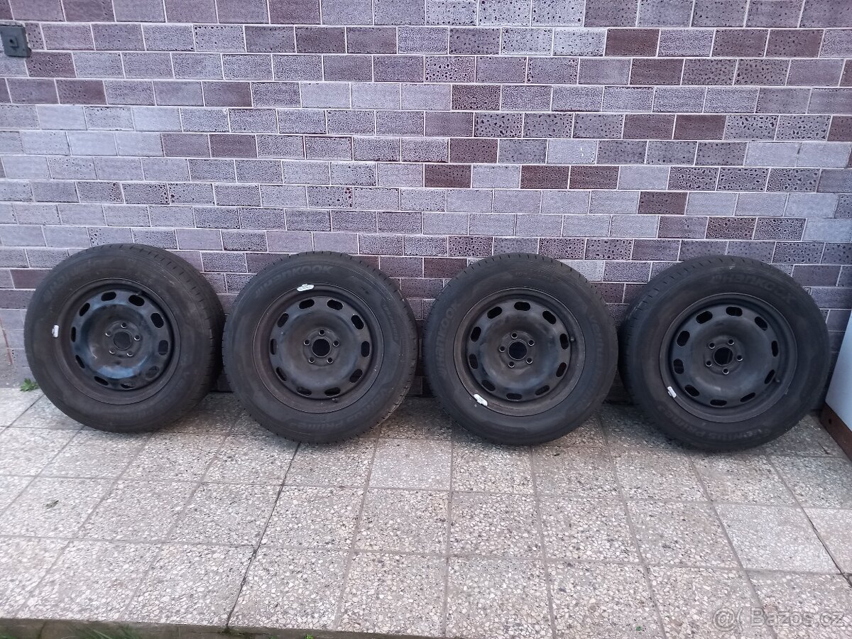 Škoda Octavia Zánovní pneu s disky -obuté vyvážené
