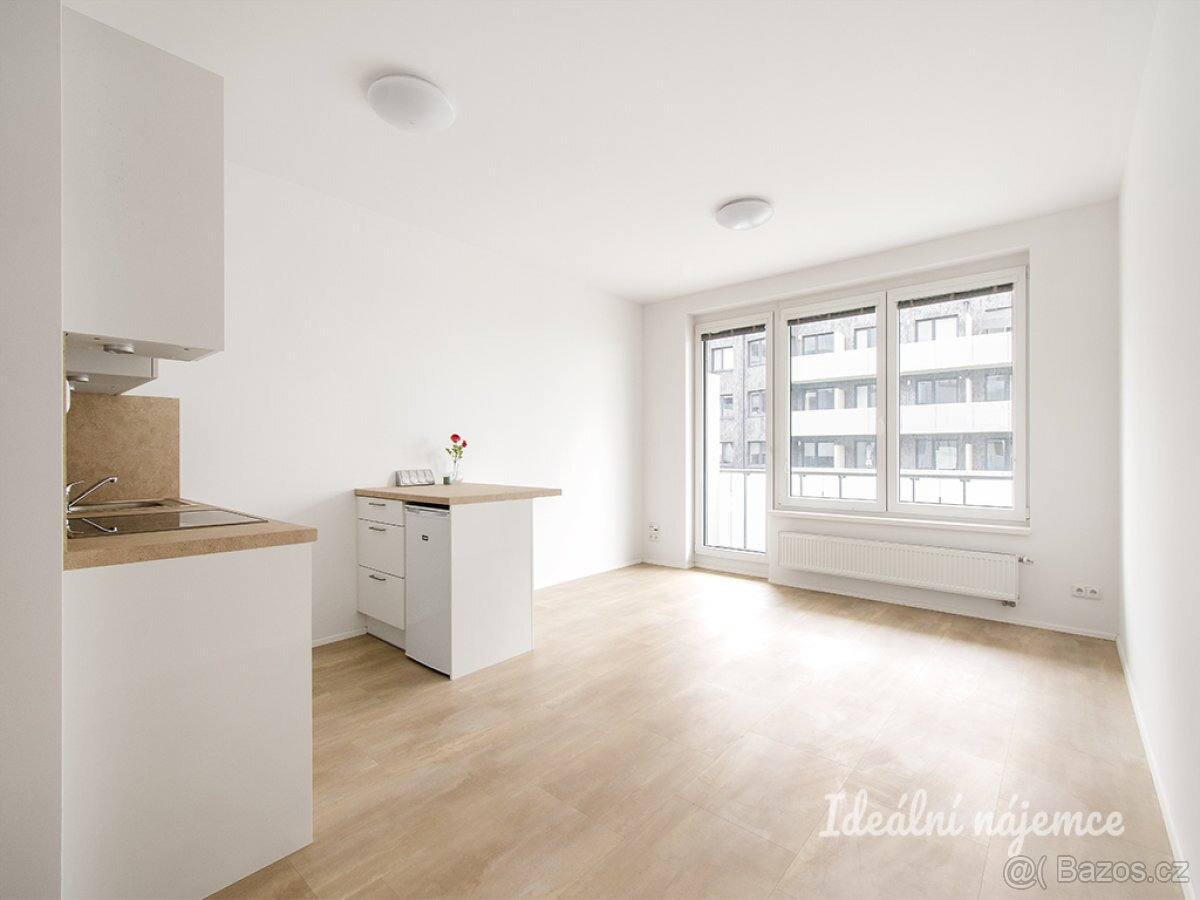 Pronájem bytu 1+kk, Klementova, Stodůlky, 17000 Kč/měs, 31 m