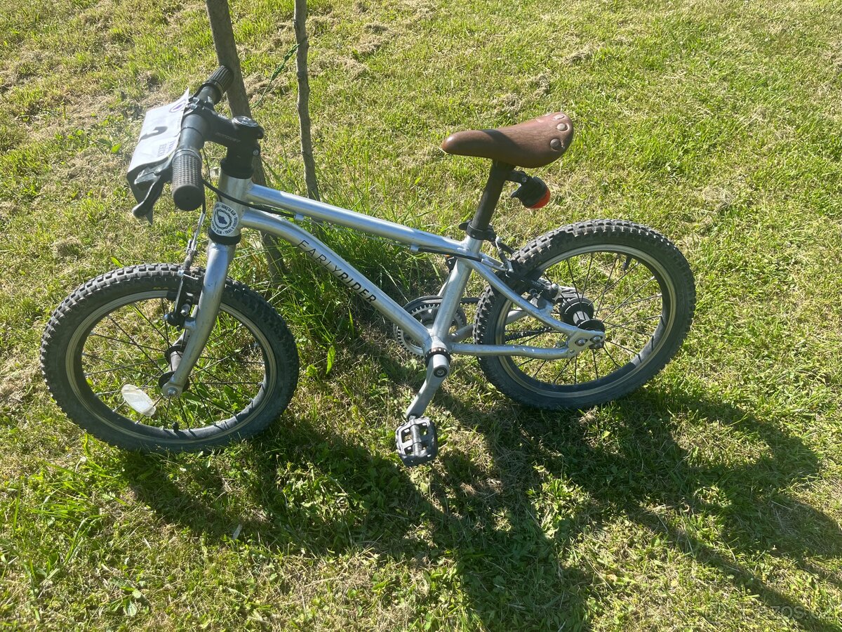 Early rider 16