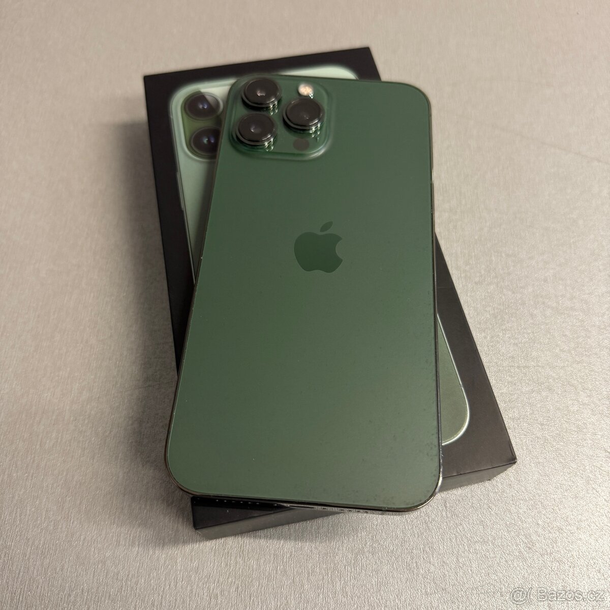 iPhone 13 Pro Max 128GB zelený, pěkný stav, 12 měsíců záruka