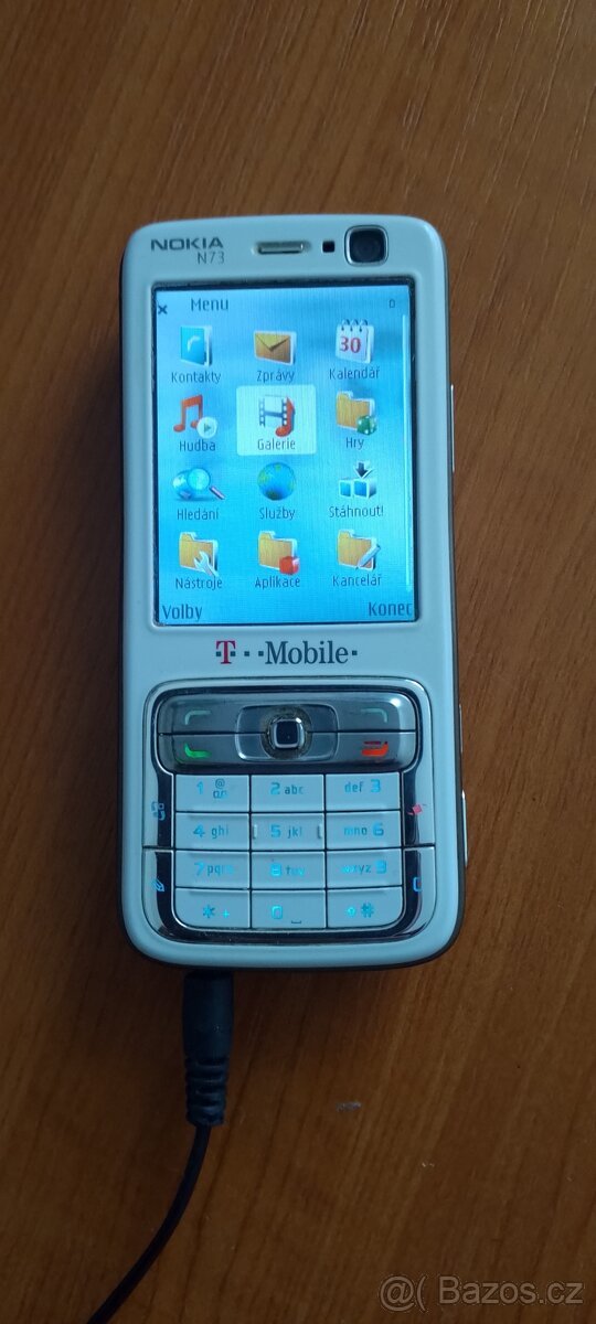 Nokia N73