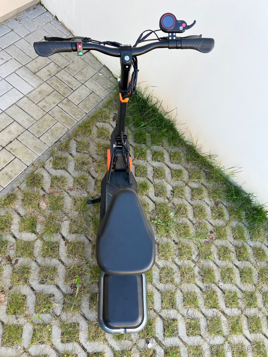 ELEKTRICKÁ KOLOBĚŽKA - NITRO SCOOTERS