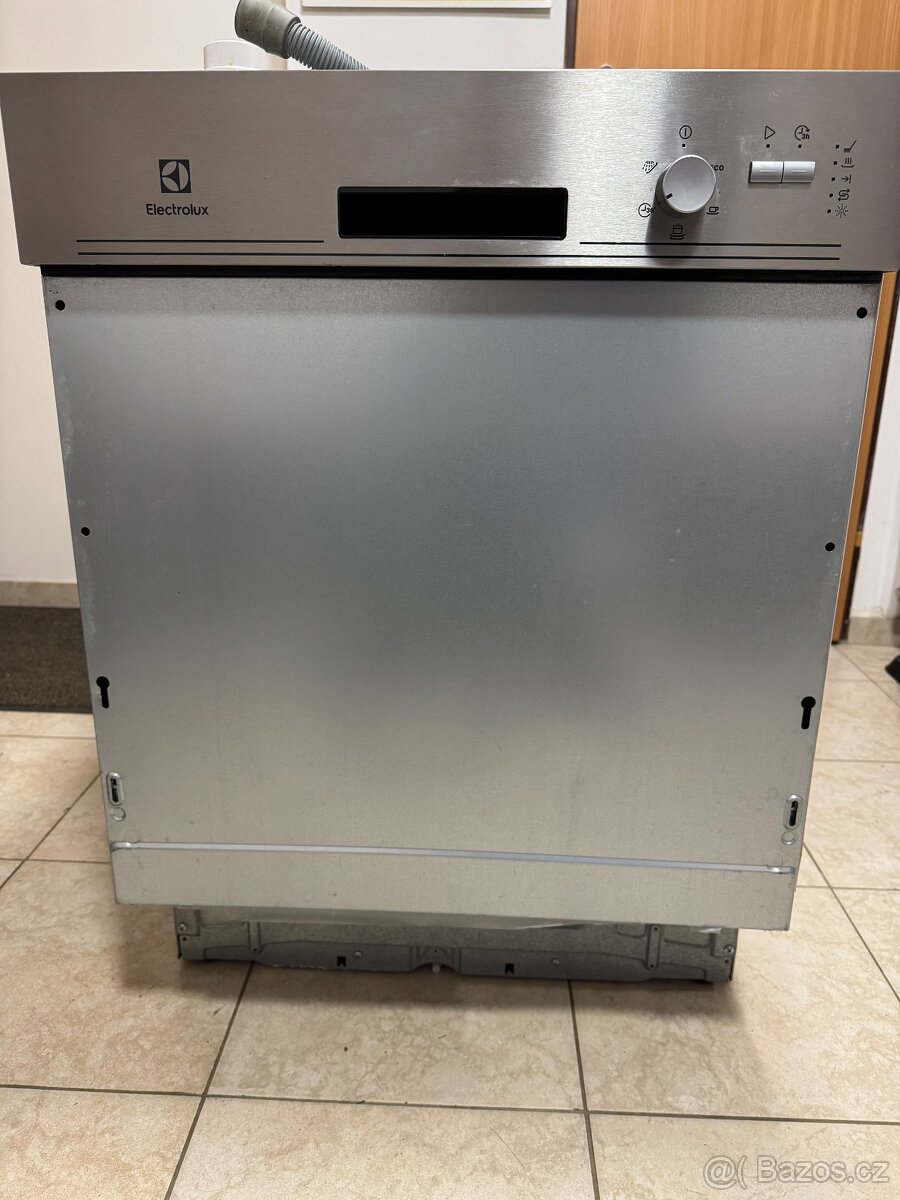 Prodám starší myčku Elektolux