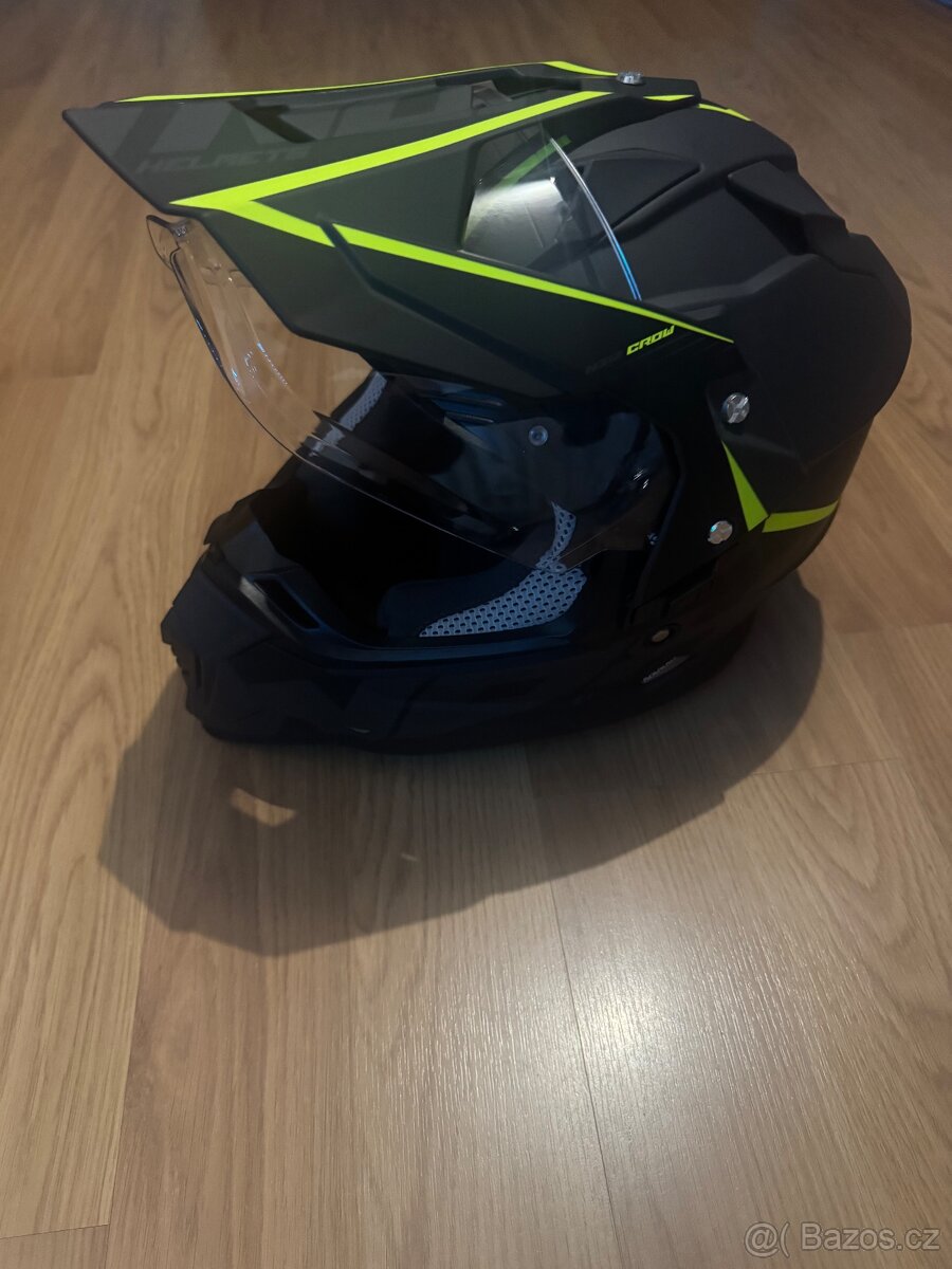 helma na motorku