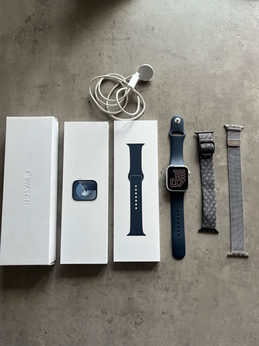 Apple Watch series 9, 45 mm, záruka, top stav