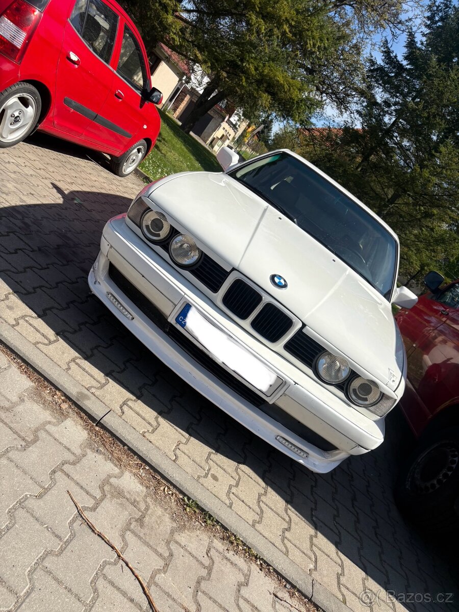 Bmw e34 525i