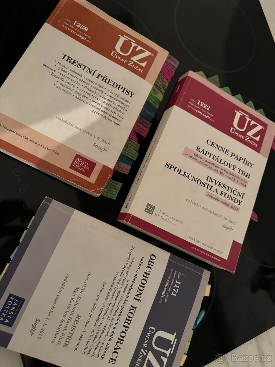 ÚZ