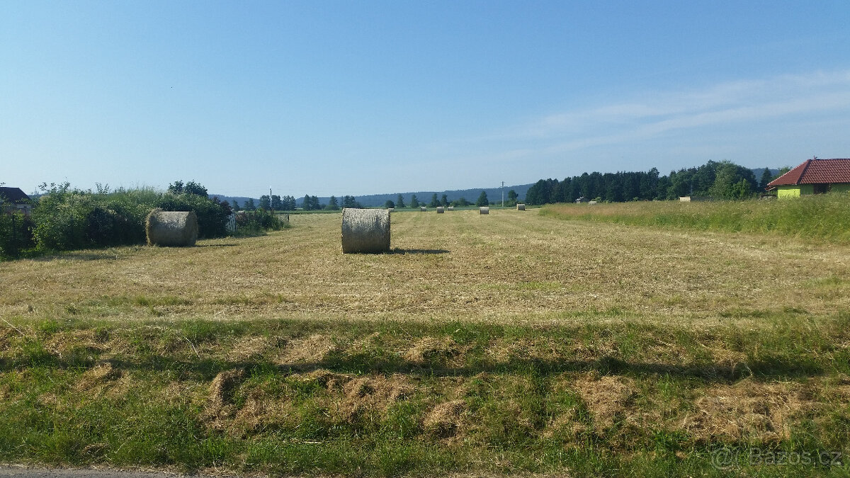 Prodej stavebního pozemku 3 440 m² Všeň, okres Semily