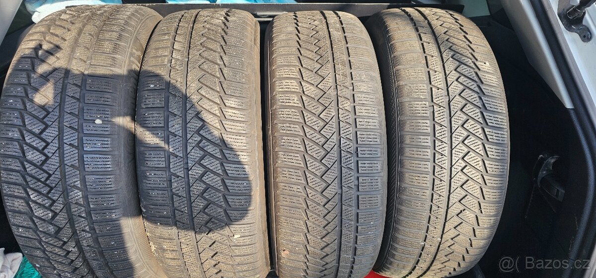 Zimní Continental  235/50 r19