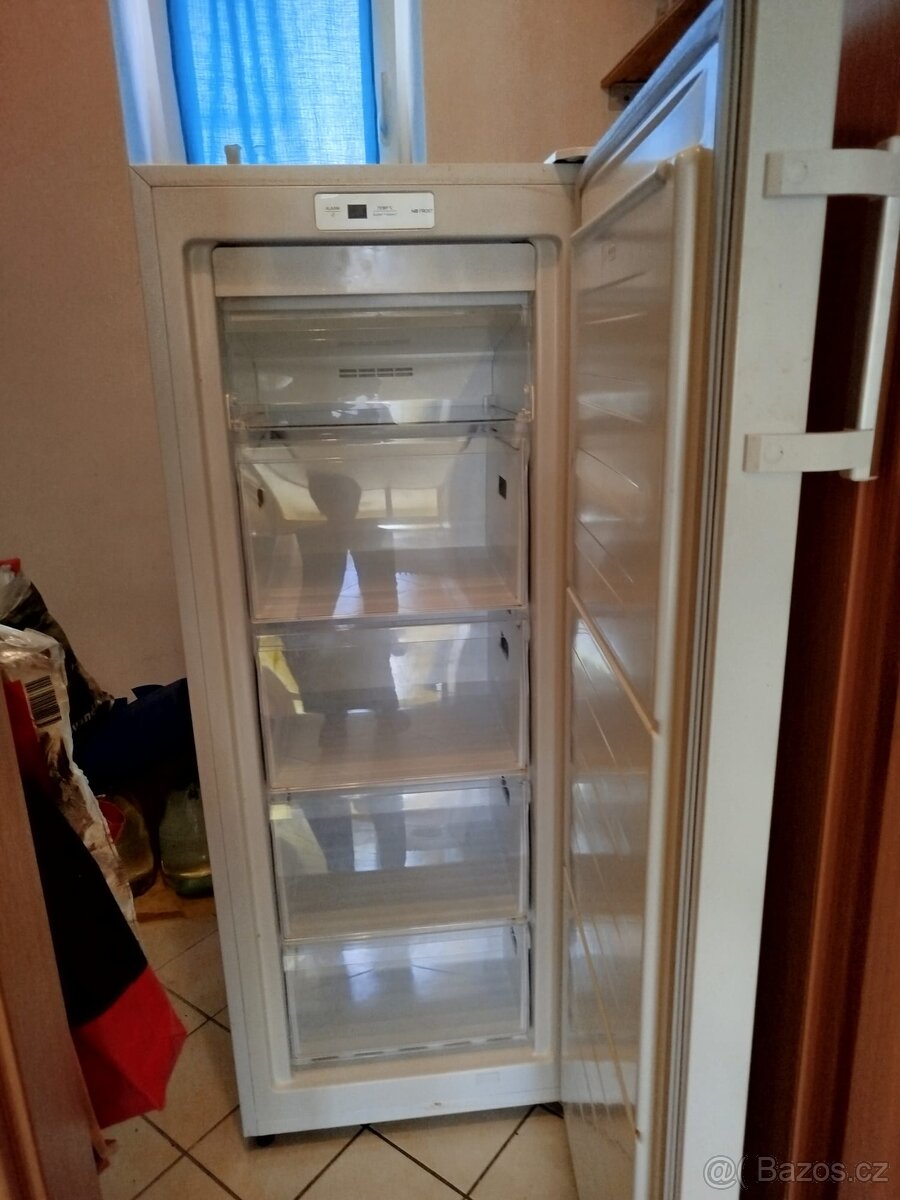 Prodám lednici