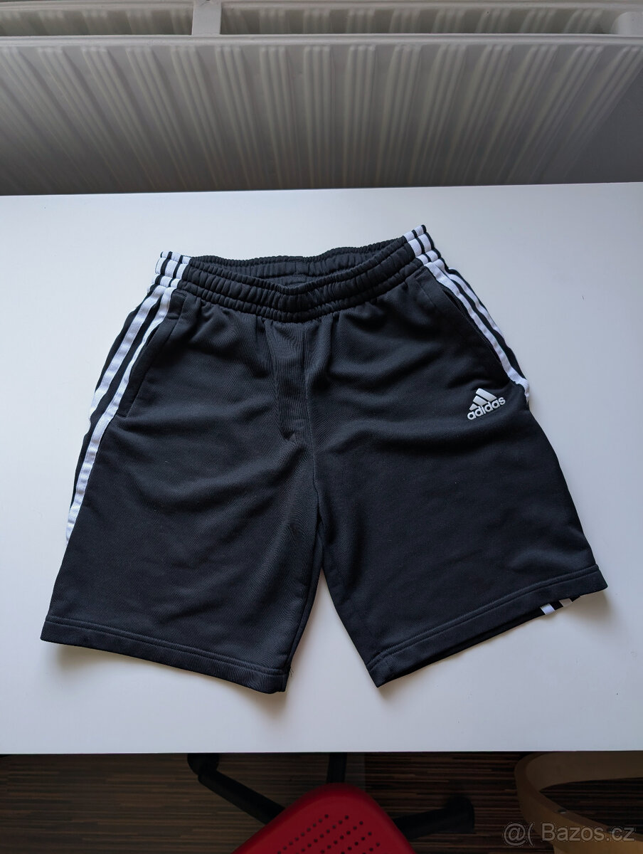 Adidas sportovní funkční šortky/kraťasy vel. M