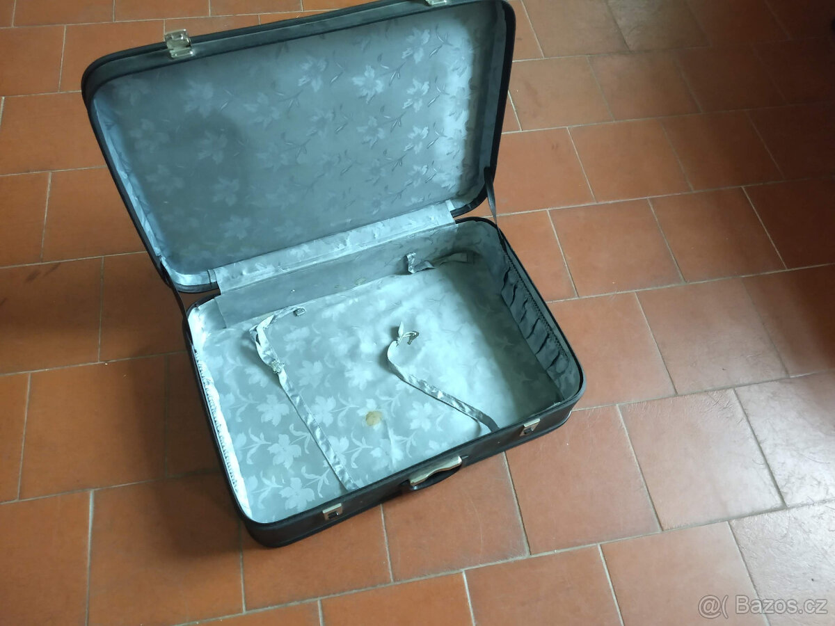 Prodám cestovní kufr
