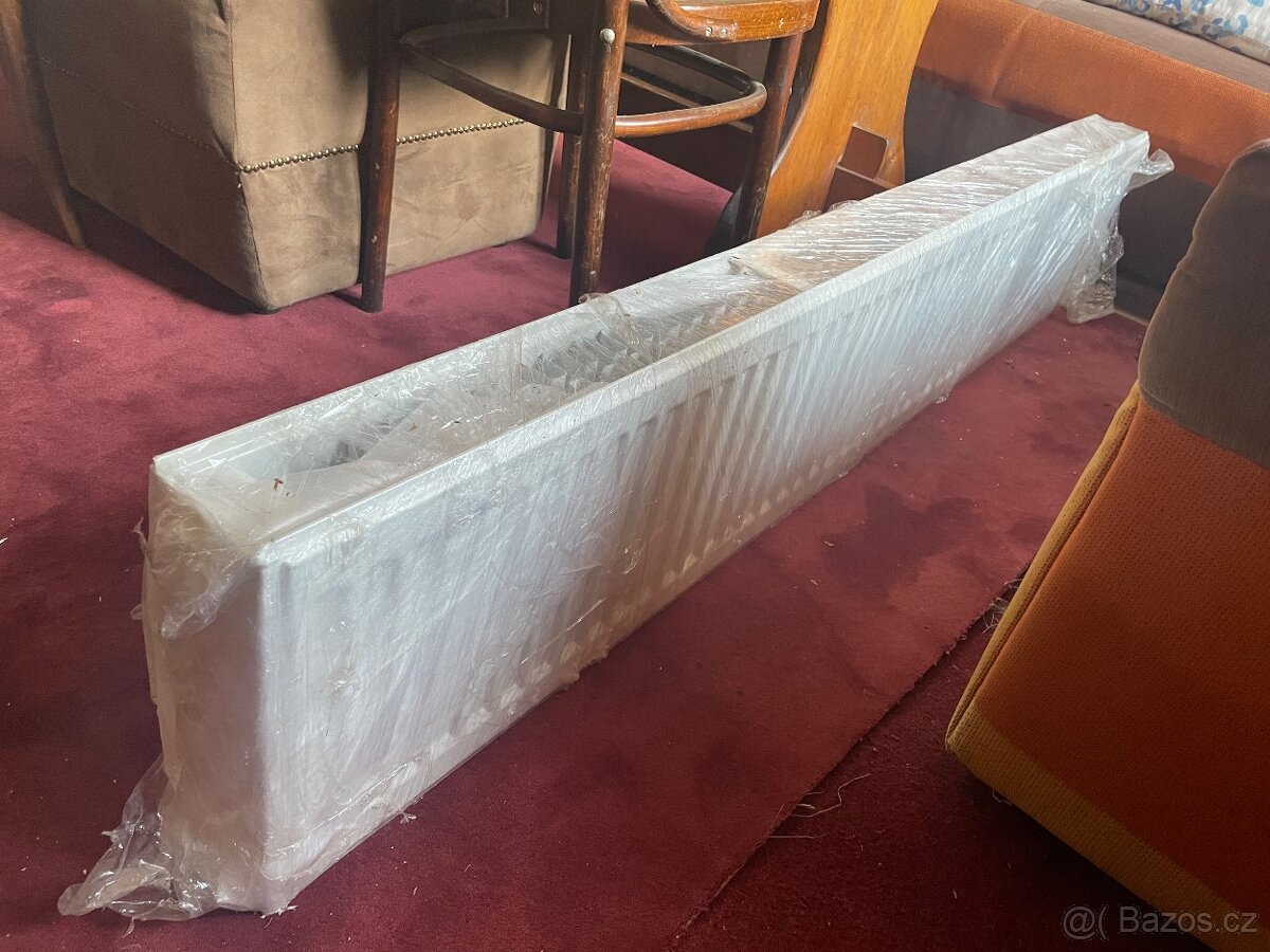 Panelový radiátor 160 cm x 30 cm
