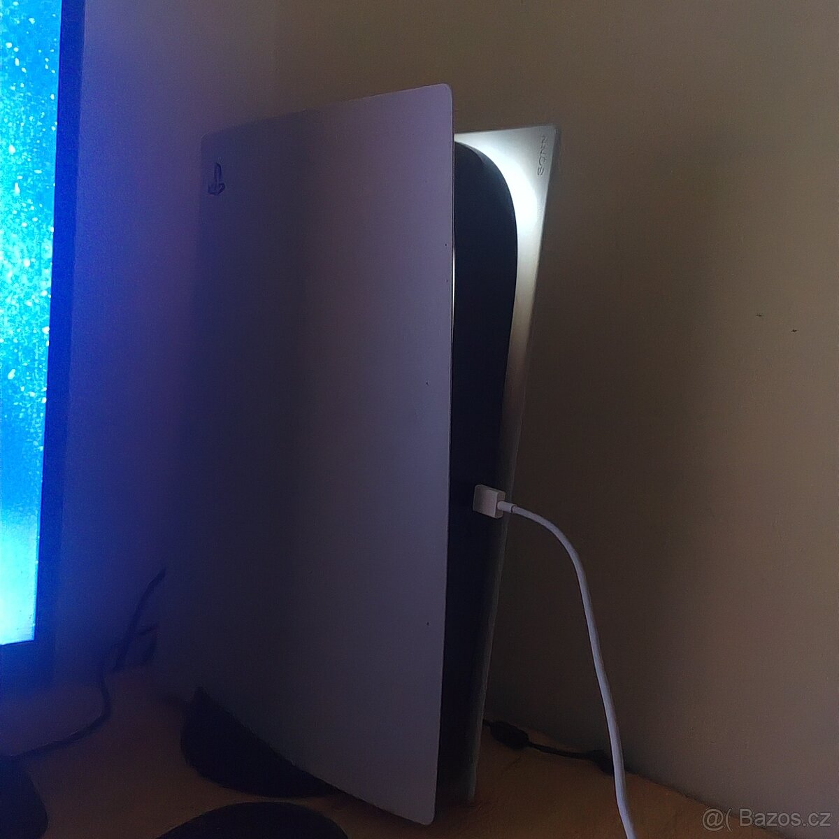 PS5 + 2 JOYSTICKY