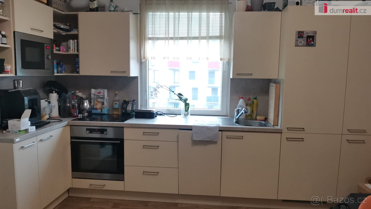 Pronájem 1kk 33m2 P9 Černý Most novostavba parkovací stání z