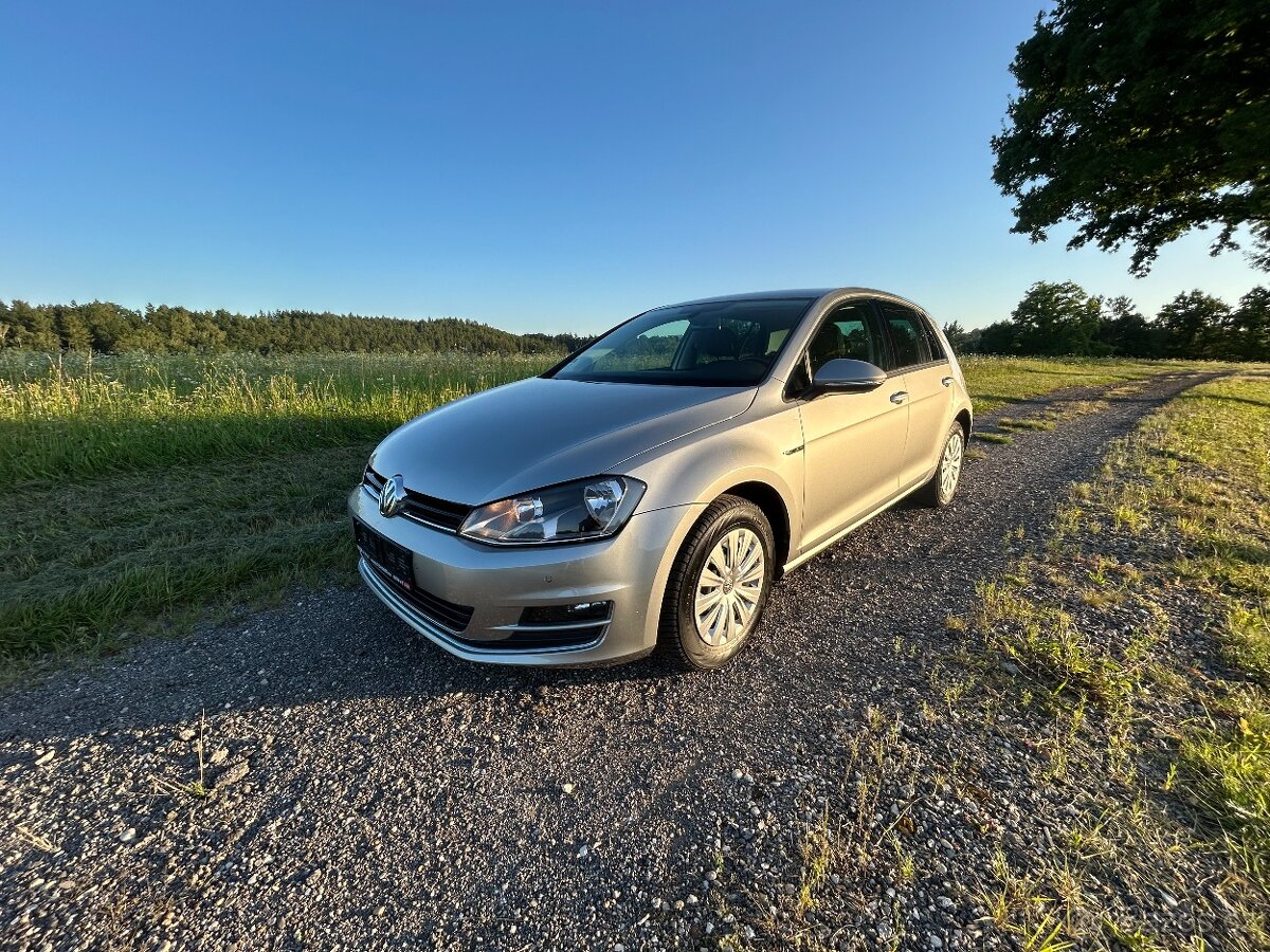 Prodám VW Golf 7 LOUNGE 1,2 TSI