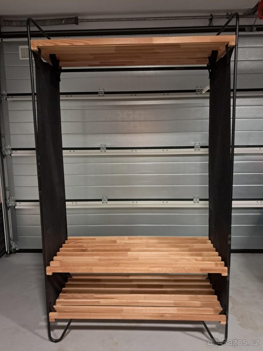 Šatní skříň IKEA