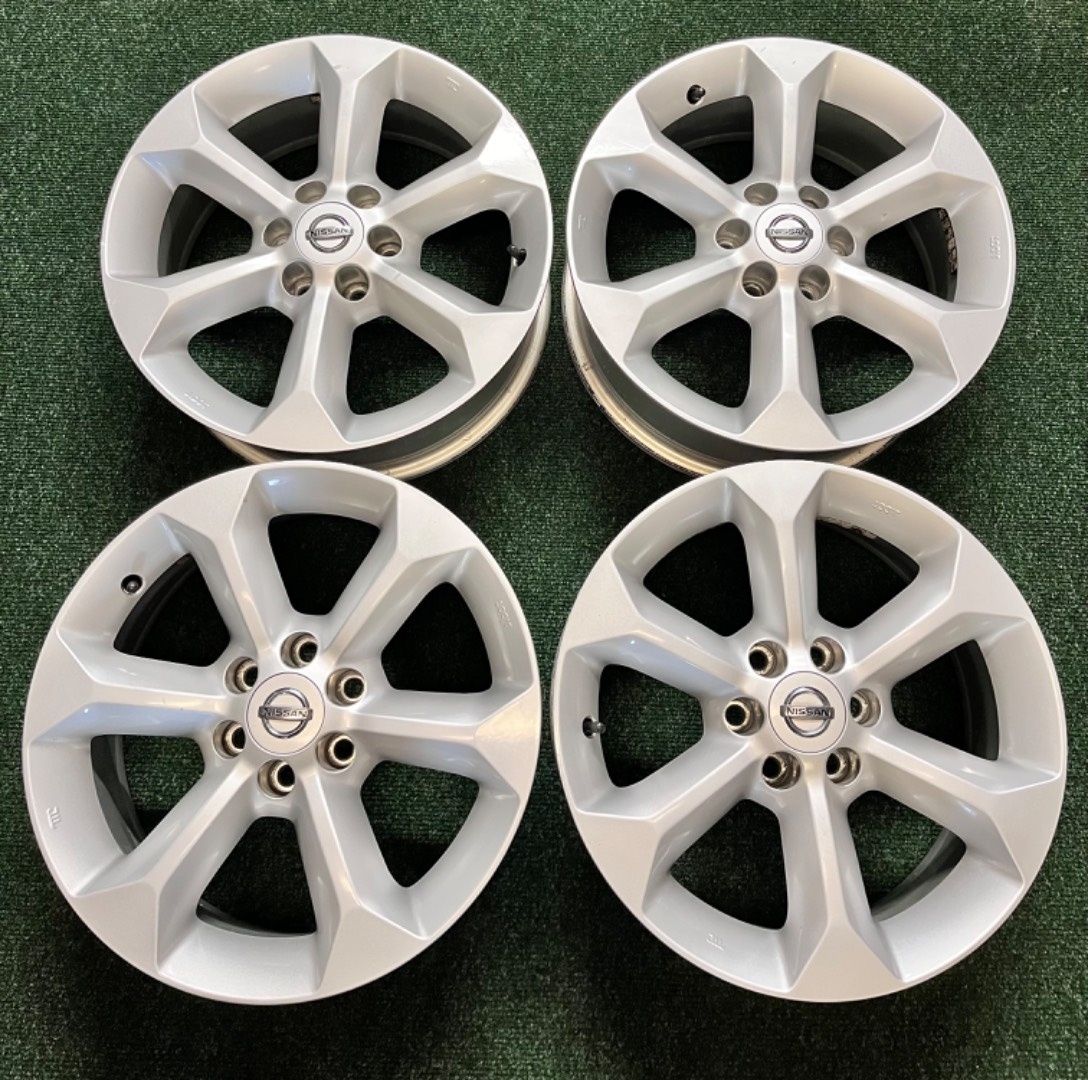 6x114,3 R17 Originál Alu Nissan Navara - ET 30