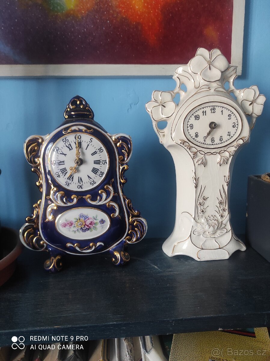Porcelánové hodiny 2 ks