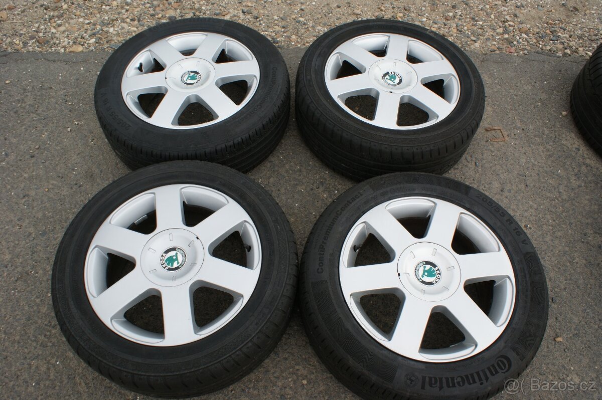 kola originál Skoda nebo taky na VW Seat Audi s pneu