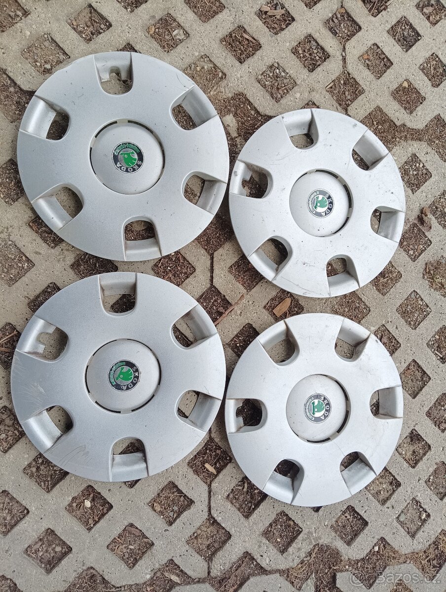 POKLICE-ŠKODA ORIGINAL-13 KOLA-BEZ ZÁVAD,PLNĚ FUNKČNÍ