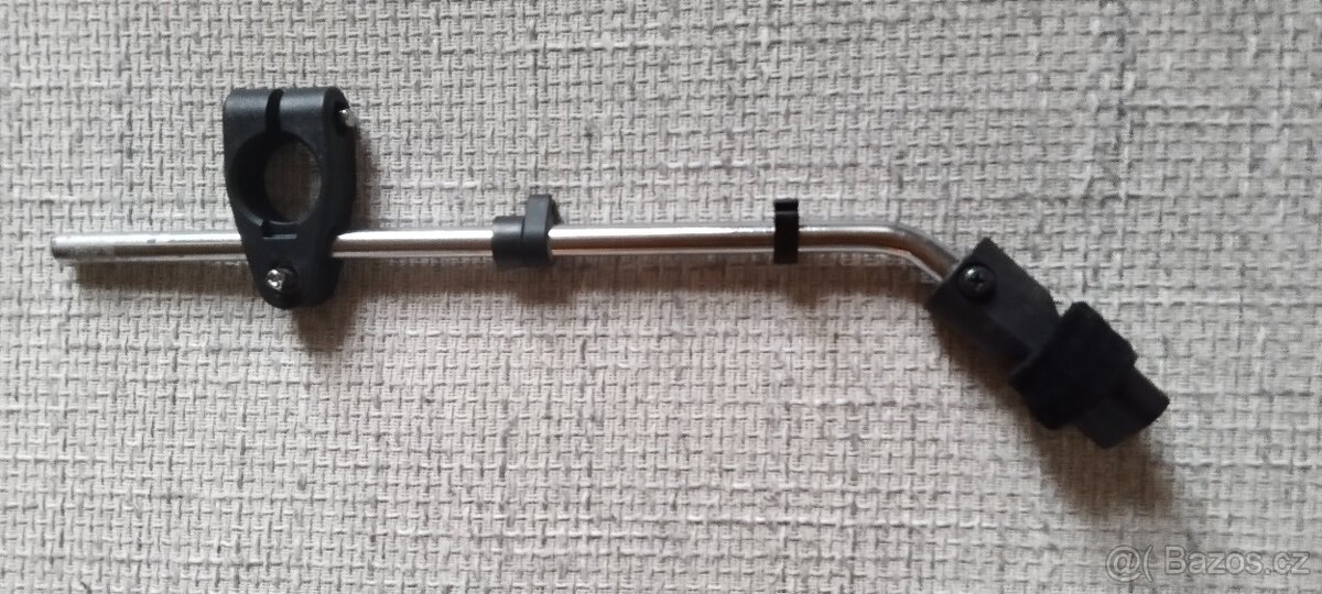 Roland rameno na činel, stříbrné.