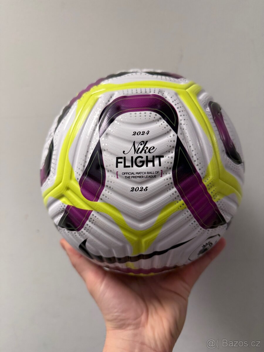 Nike Flight – fotbalový míč