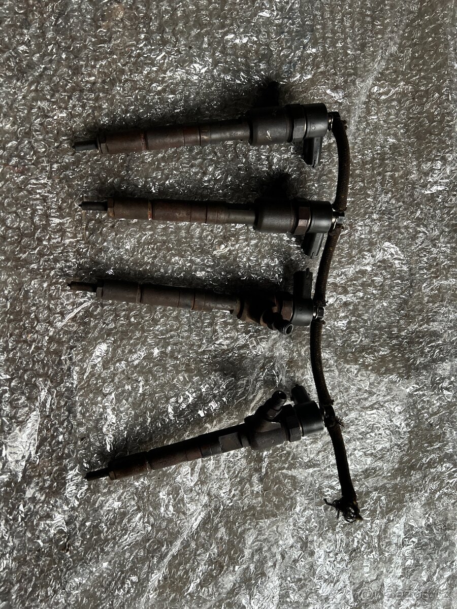 vstřikovací trysky 0445110183